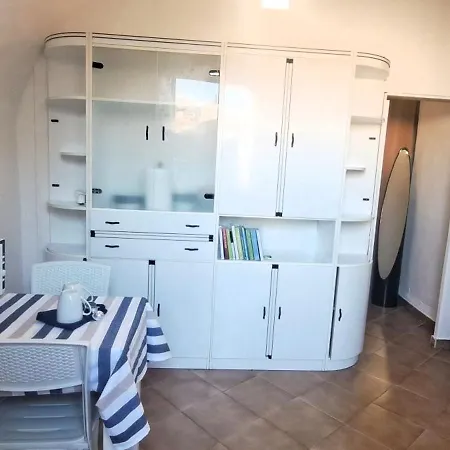 Lägenhet Casa Fiori - Zona , 7 Min Dalle Spiagge Sanremo